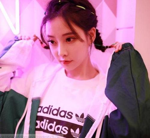 冯提莫最新爆料图片大全,美照大公开,揭秘私生活瞬间!” 第3张 冯提莫最新爆料图片大全,美照大公开,揭秘私生活瞬间!” 第3张